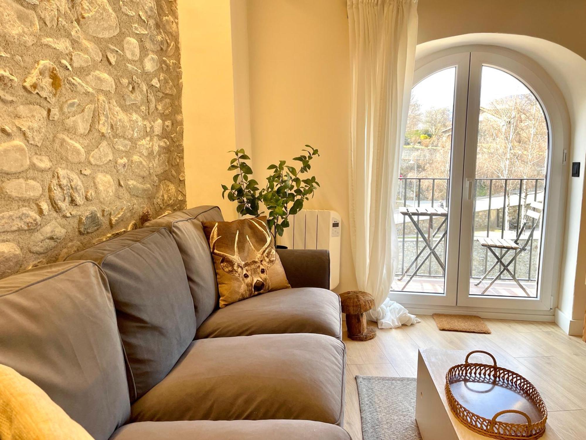 Apartamento Colgante Al Rio Con Vistas Al Puente Camprodon Luaran gambar